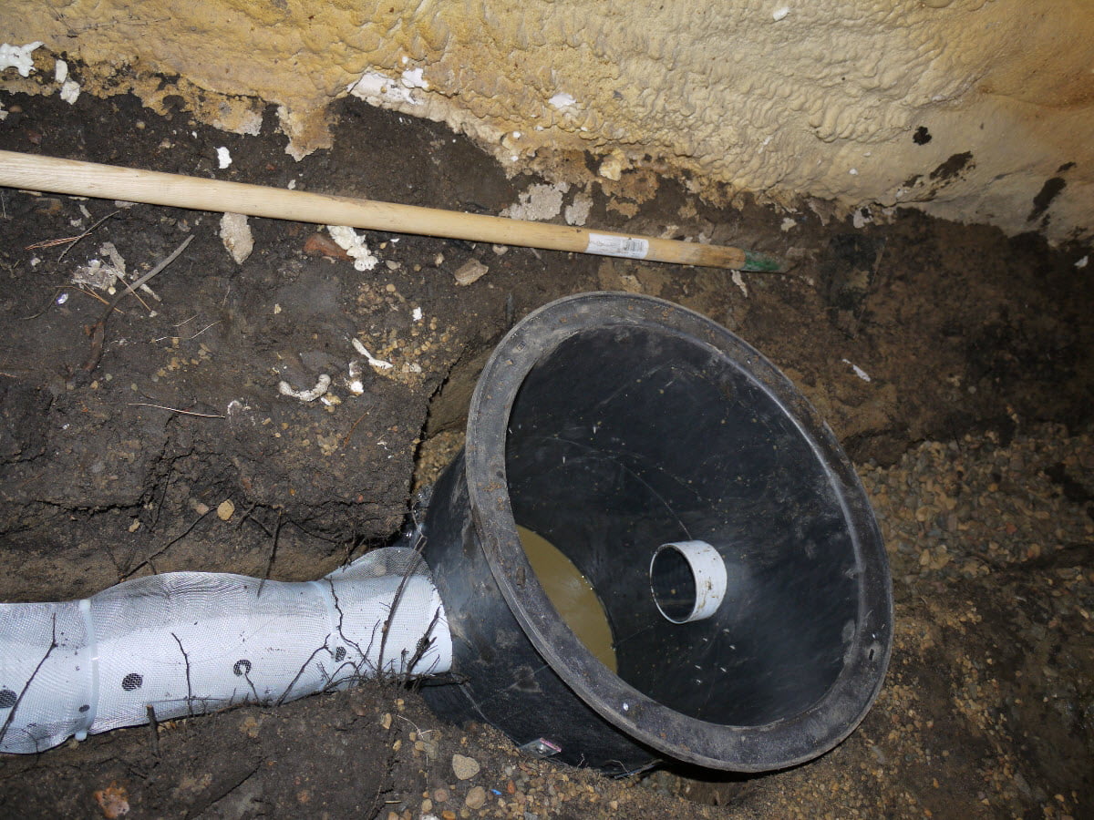 sump basin drain tile install crawlspace1